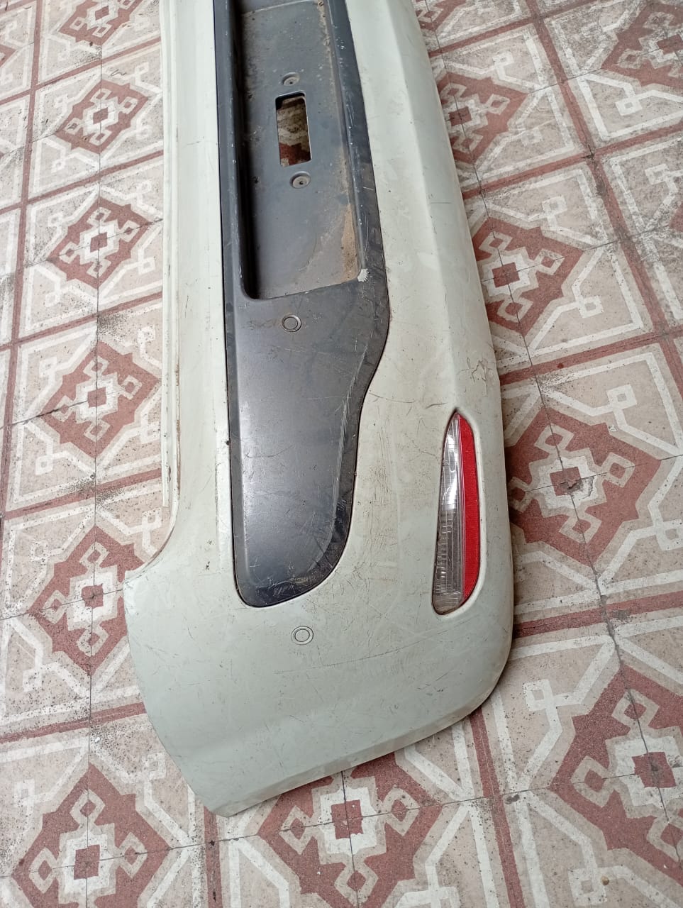 PARAGOLPE ORIGINAL USADO FIAT PUNTO