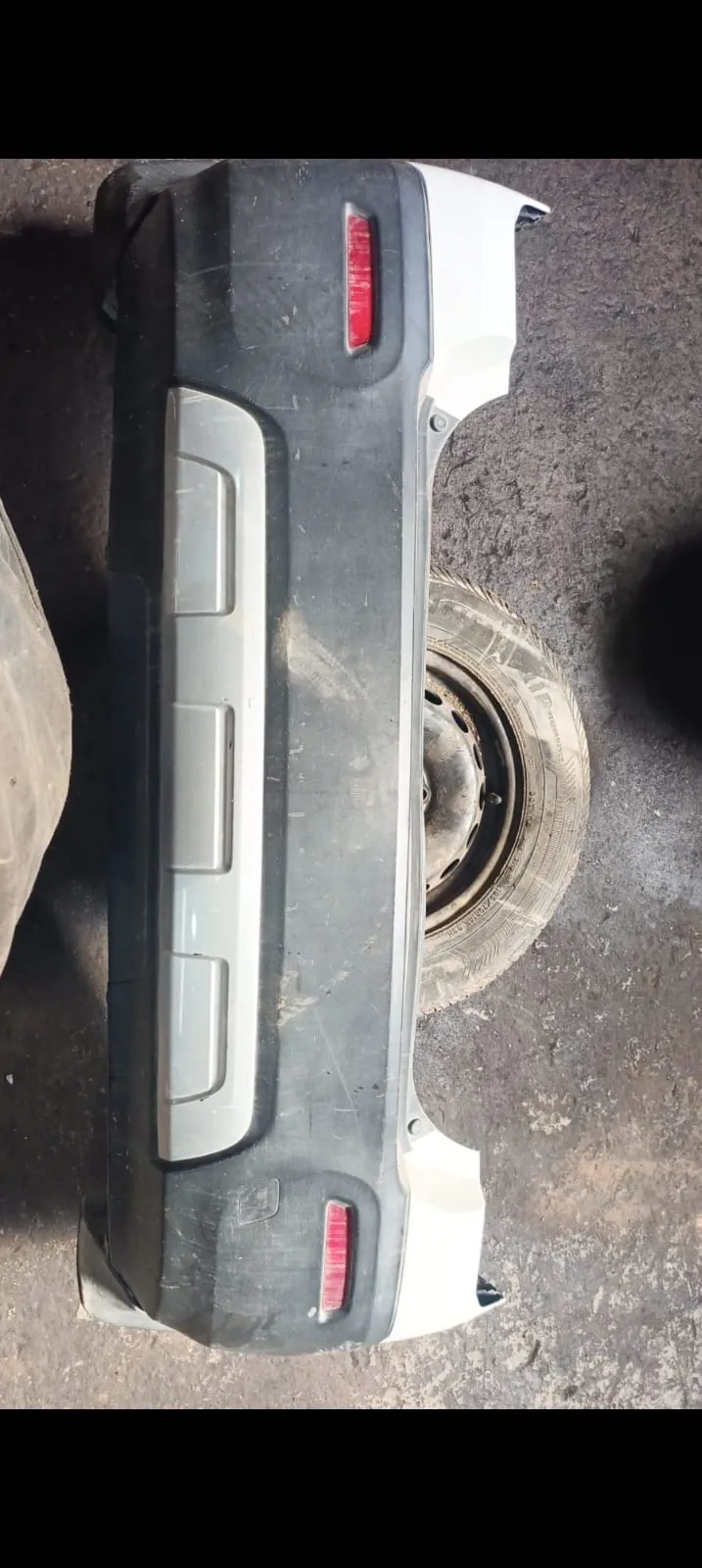 PARAGOLPE TRASERO ORIGINAL USADO CHEVROLET TRACKER