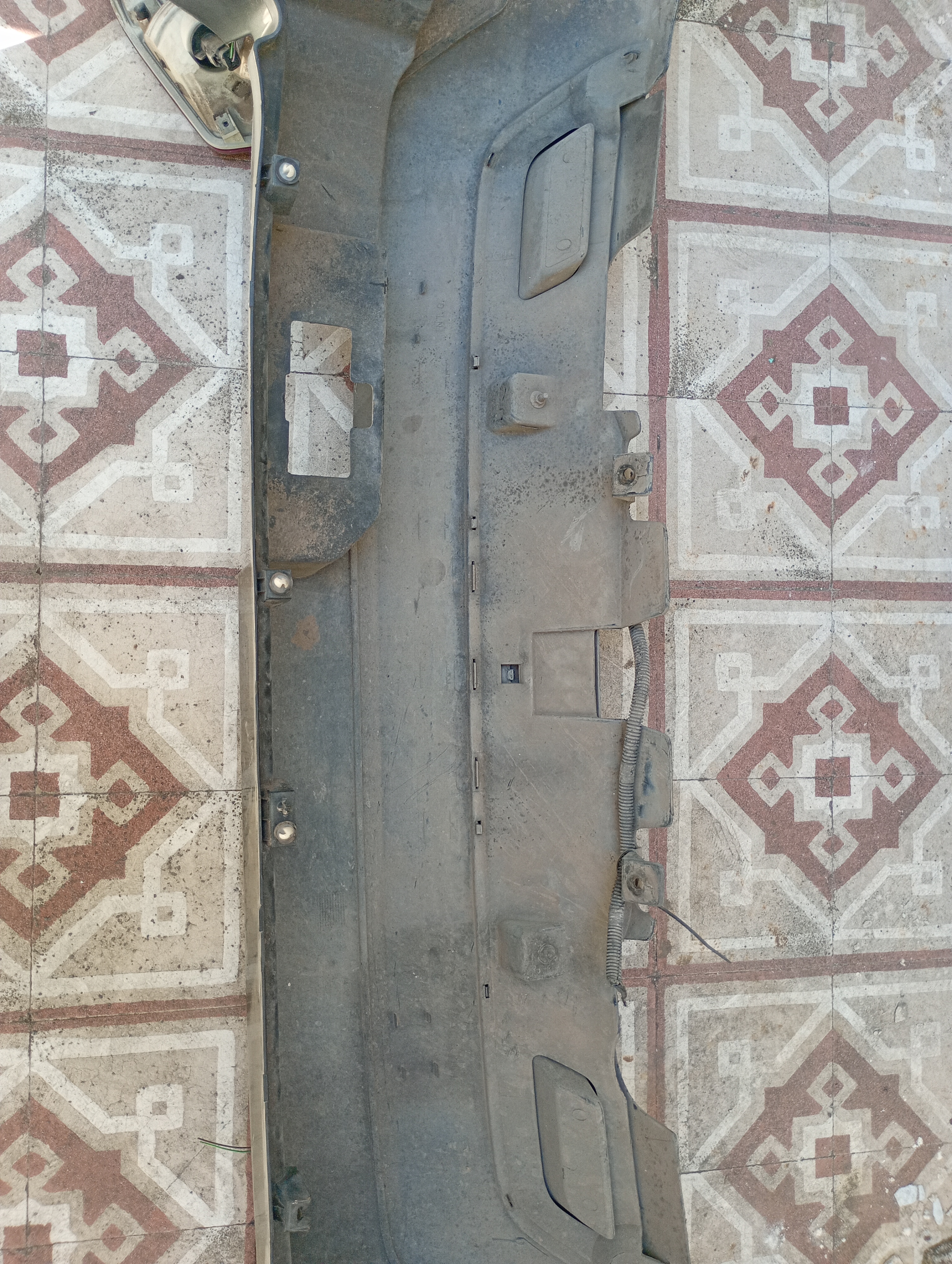 PARAGOLPE TRASERO ORIGINAL USADO CITROËN C3 MODELO AIRCROOS